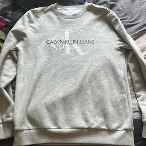 Calvin Klein crewneck sweater - medium